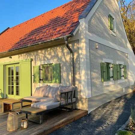 Casa vacanze Pince A Hegyen Balatoncsicso